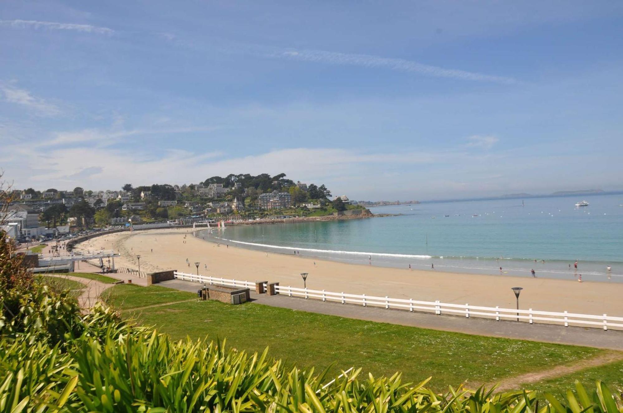 Bel Appartement Neuf Plage De Trestraou A Perros-Guirec - Ref 862 Exterior photo